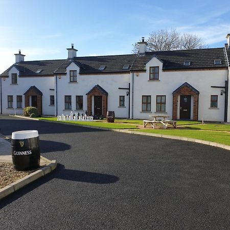 Ulster Cottages Bushmills Bagian luar foto