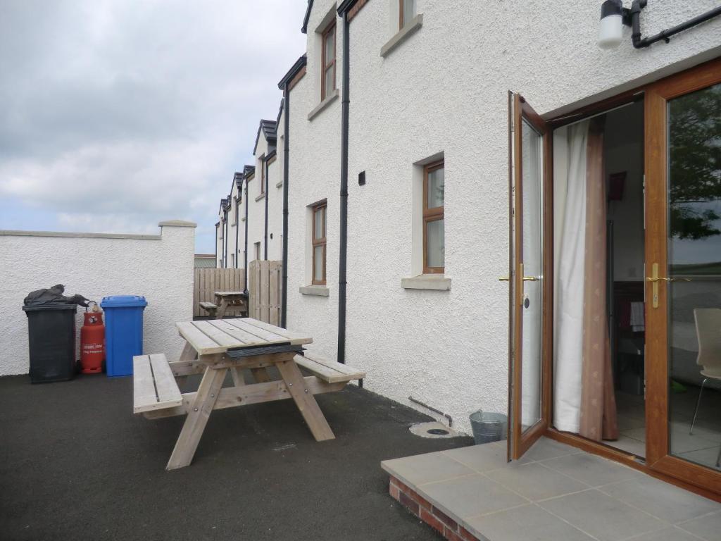 Ulster Cottages Bushmills Bagian luar foto