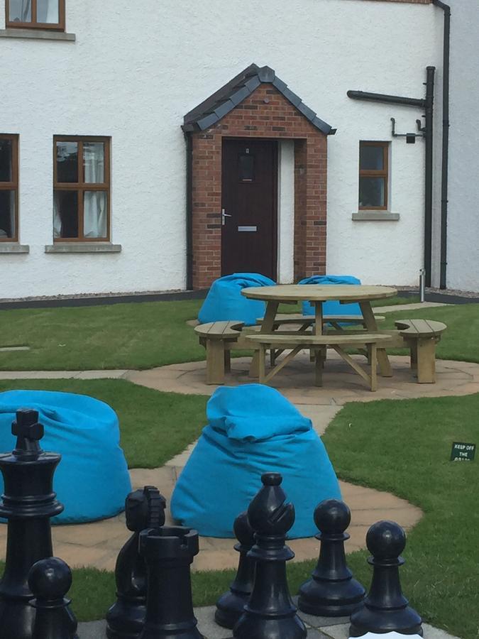 Ulster Cottages Bushmills Bagian luar foto